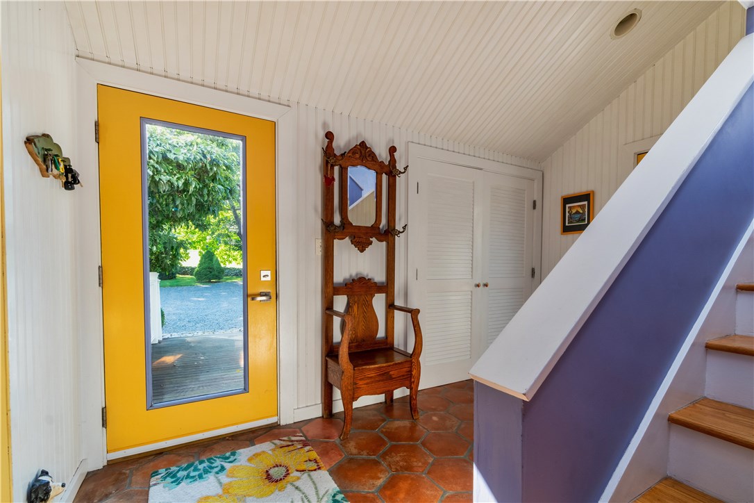 3991 Main Road Tiverton, RI 02878 - Photo 15 of 39