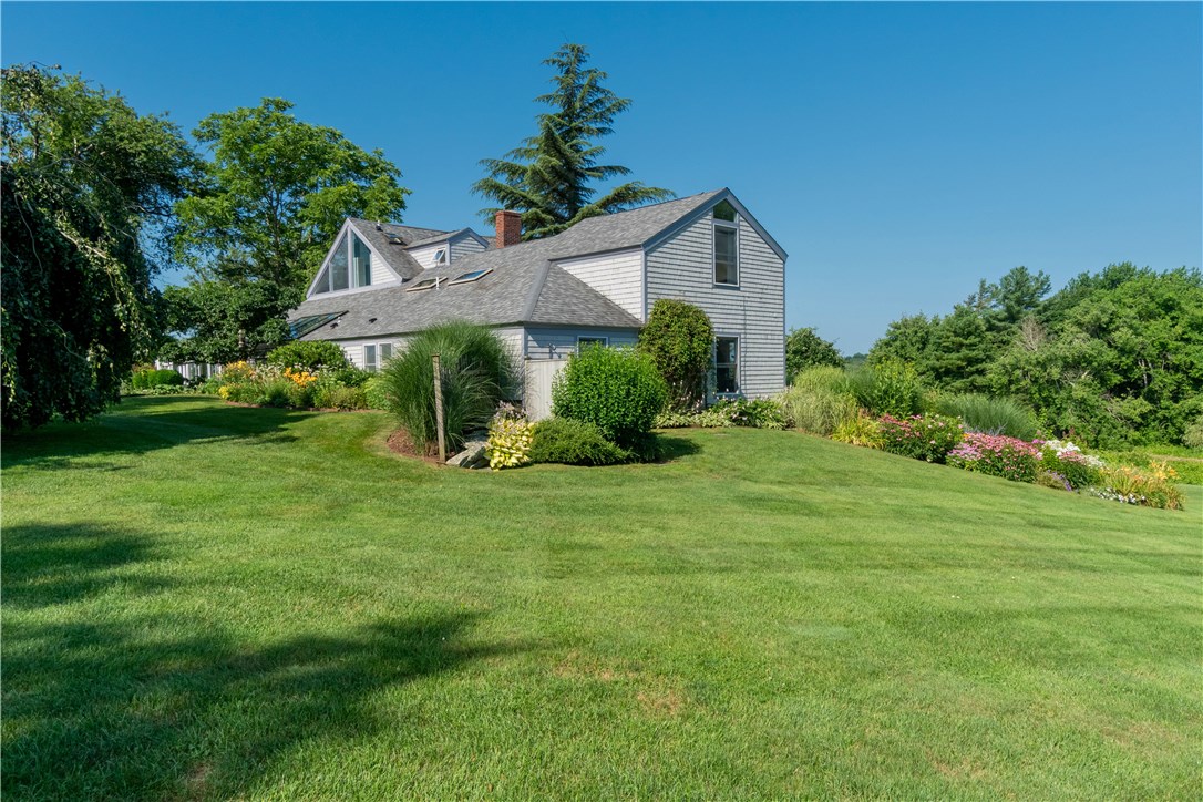 3991 Main Road Tiverton, RI 02878 - Photo 7 of 39
