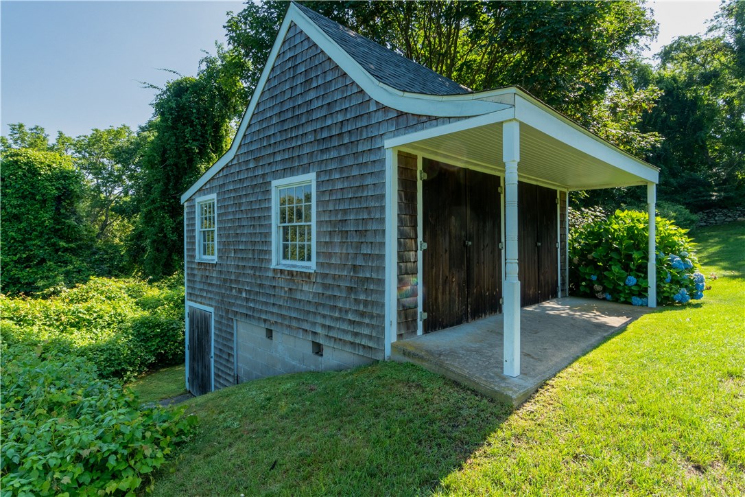 3991 Main Road Tiverton, RI 02878 - Photo 8 of 39