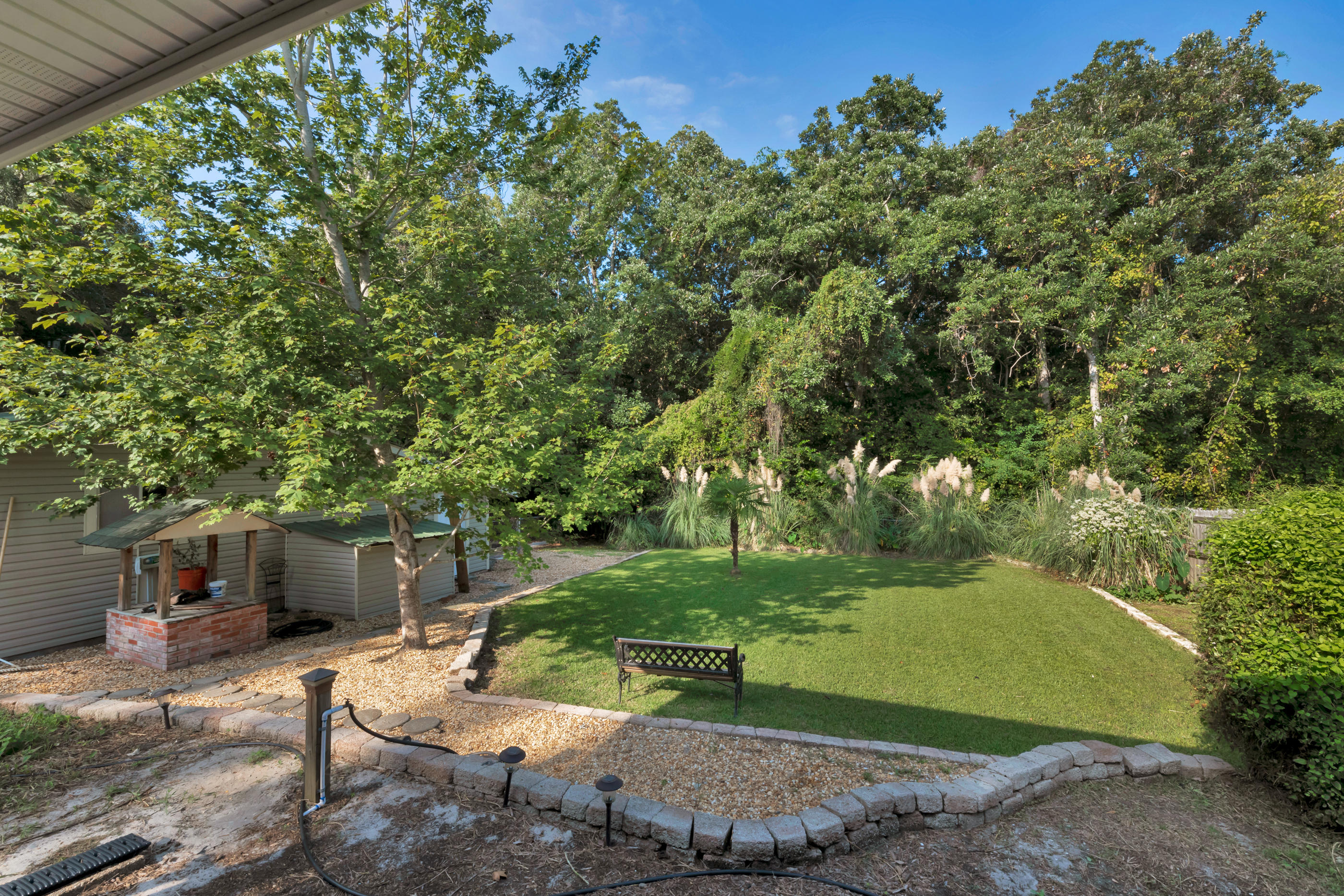 4 Roundabend Road Shalimar, FL 32579 - Photo 33 of 39 a view of a backyard