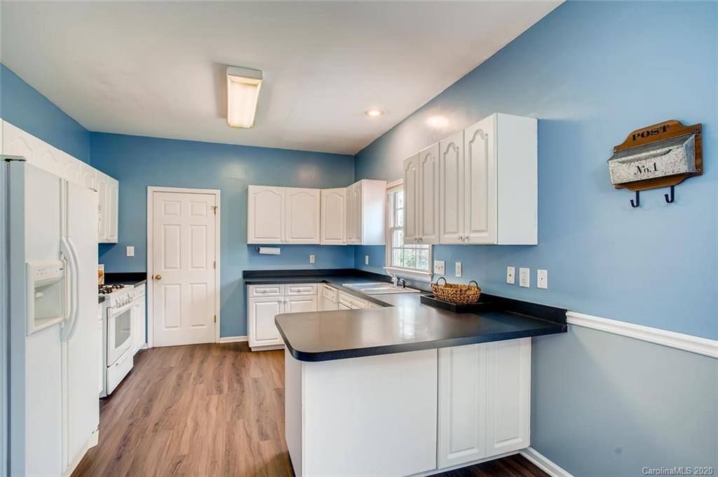 3788 Kennedy Road Gastonia, NC 28056 - Photo 6 of 26 Gallery Image 6