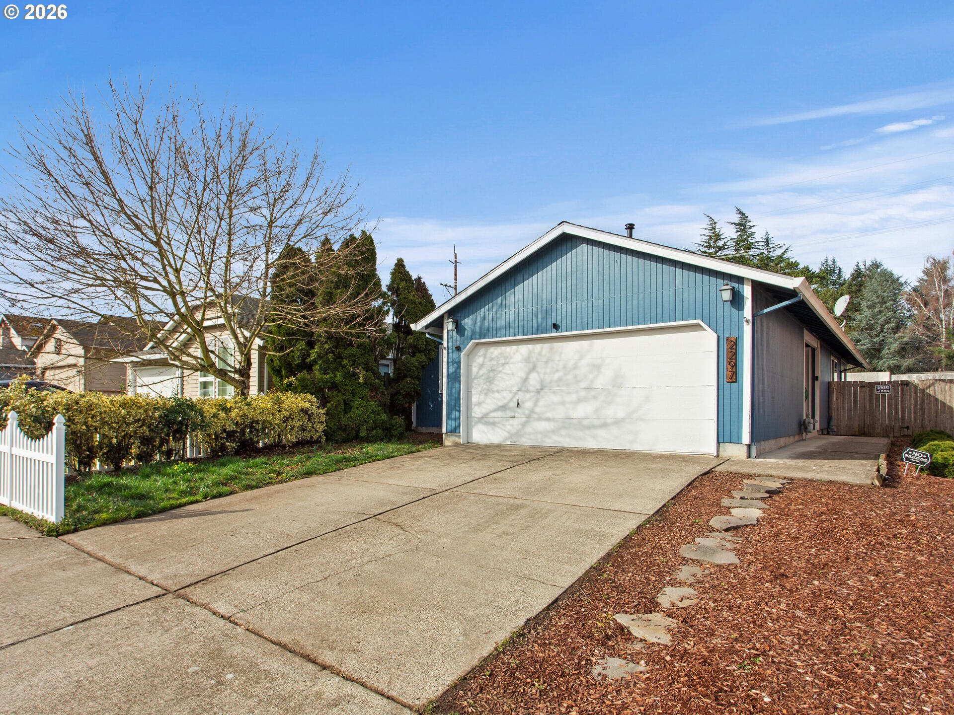 2297 Southwest 218th Drive Beaverton, OR 97003 - Photo 2 of 38