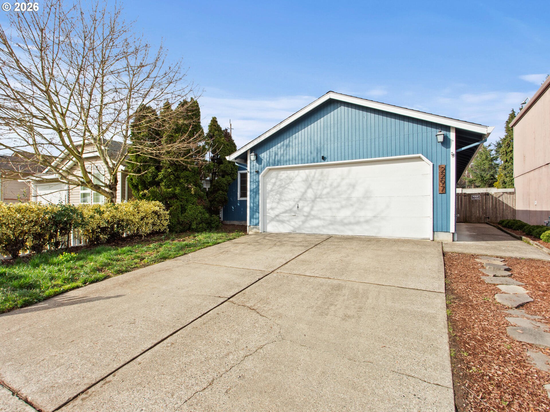 2297 Southwest 218th Drive Beaverton, OR 97003 - Photo 3 of 38