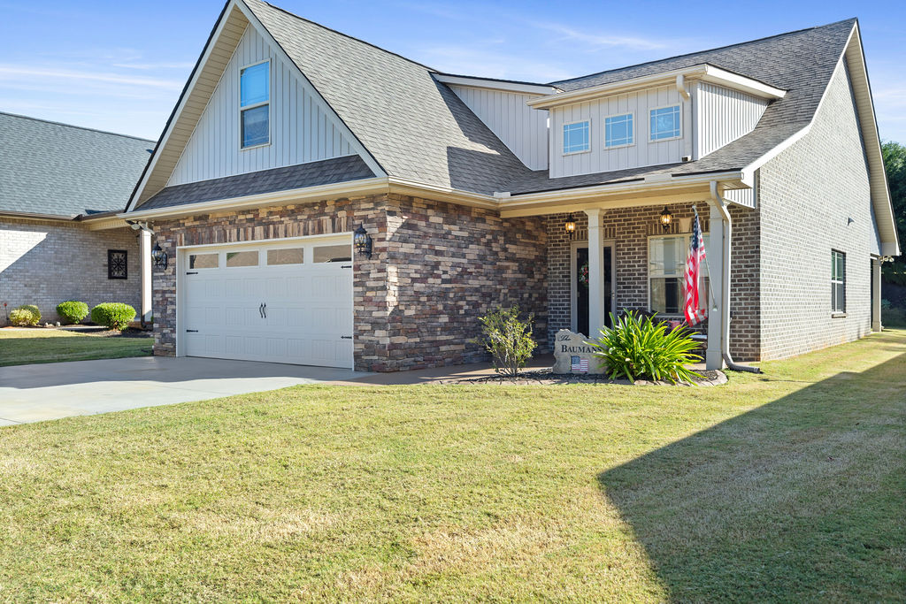 141 Olde Towne Drive Anderson, SC 29621 - Photo 2 of 33 Gallery Image 2