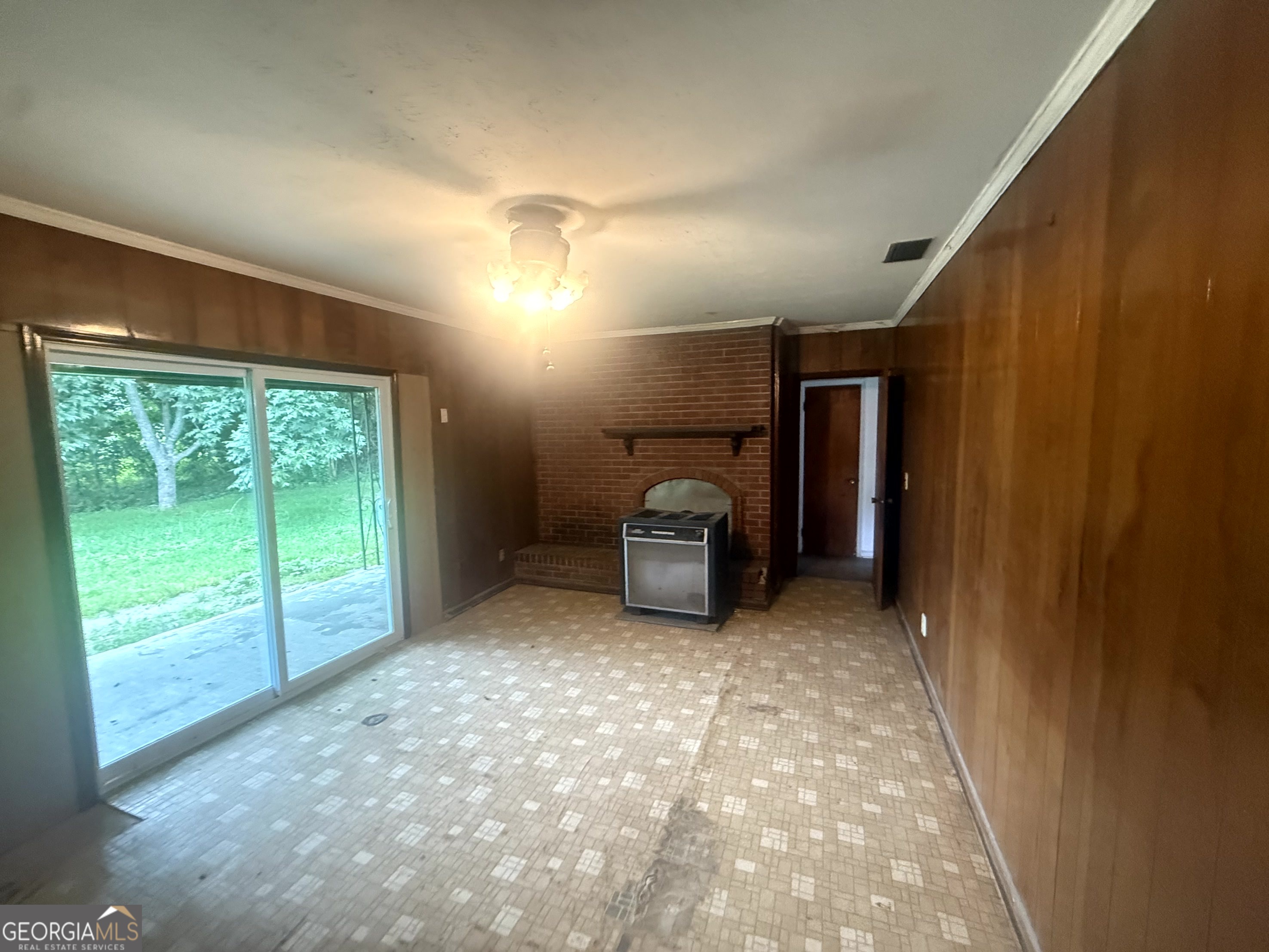 4040 Rauls Street Southeast Meigs, GA 31765 - Photo 8 of 21