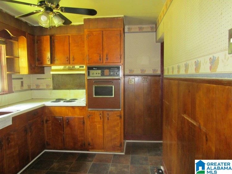 2524 Powderly Avenue Southwest Birmingham, AL 35211 - Photo 9 of 19
