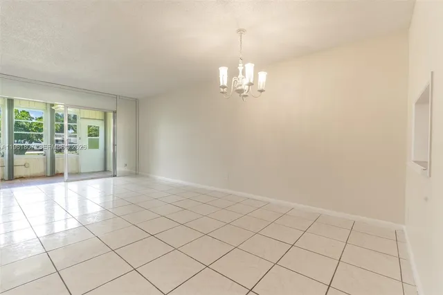 $72,000 | 7877 Golf Cir Drive, Unit 108, Margate, FL 33063