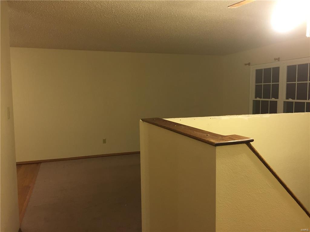 526 Zenk Road Troy, IL 62294 - Photo 12 of 16