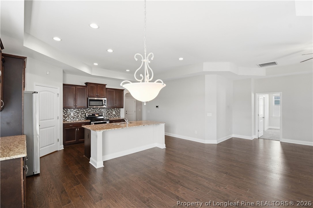 414 Longthorpe Road Fayetteville, NC 28311 - Photo 10 of 35