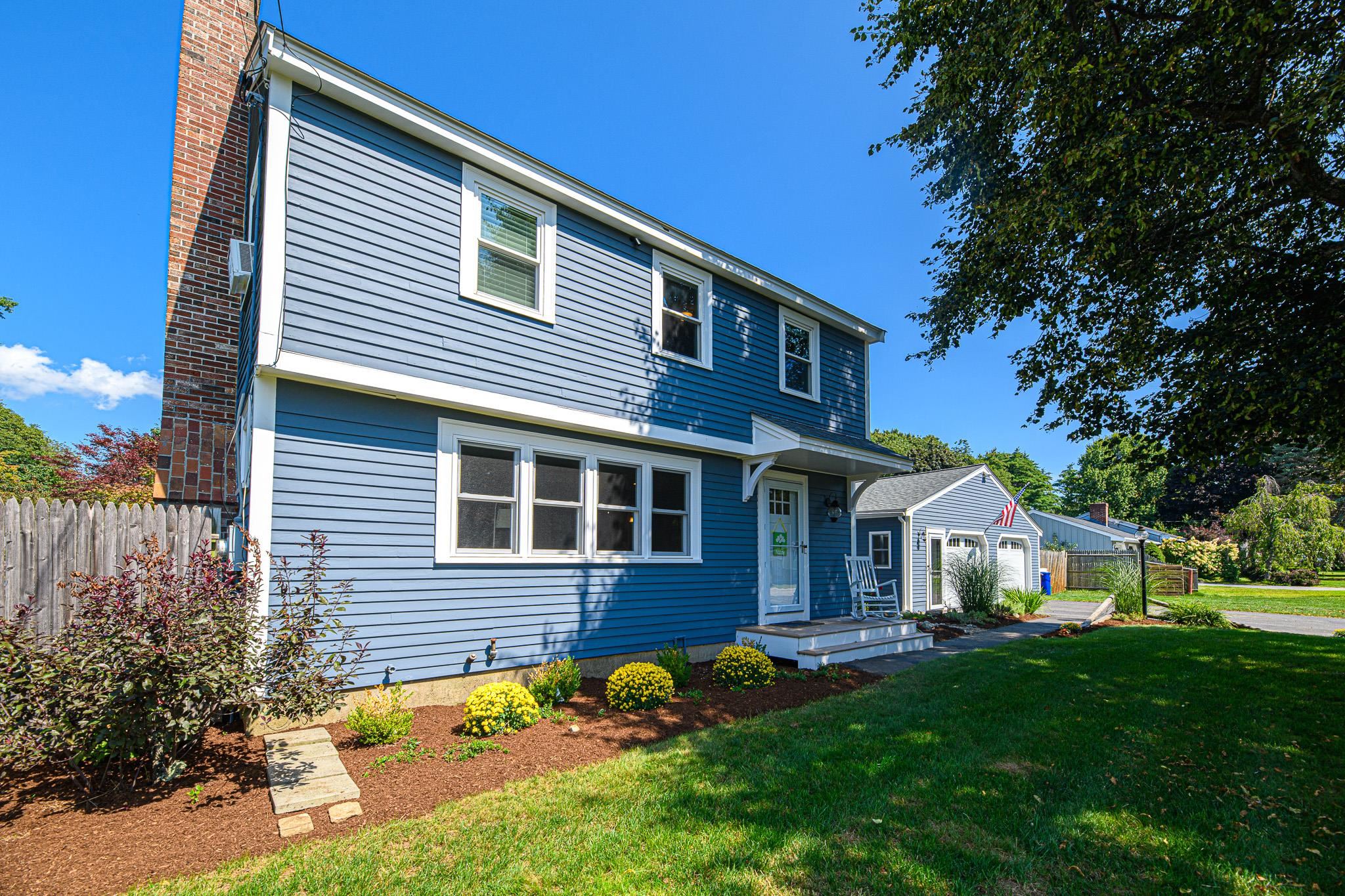 55 South Road North Hampton, NH 03862 - Photo 2 of 40