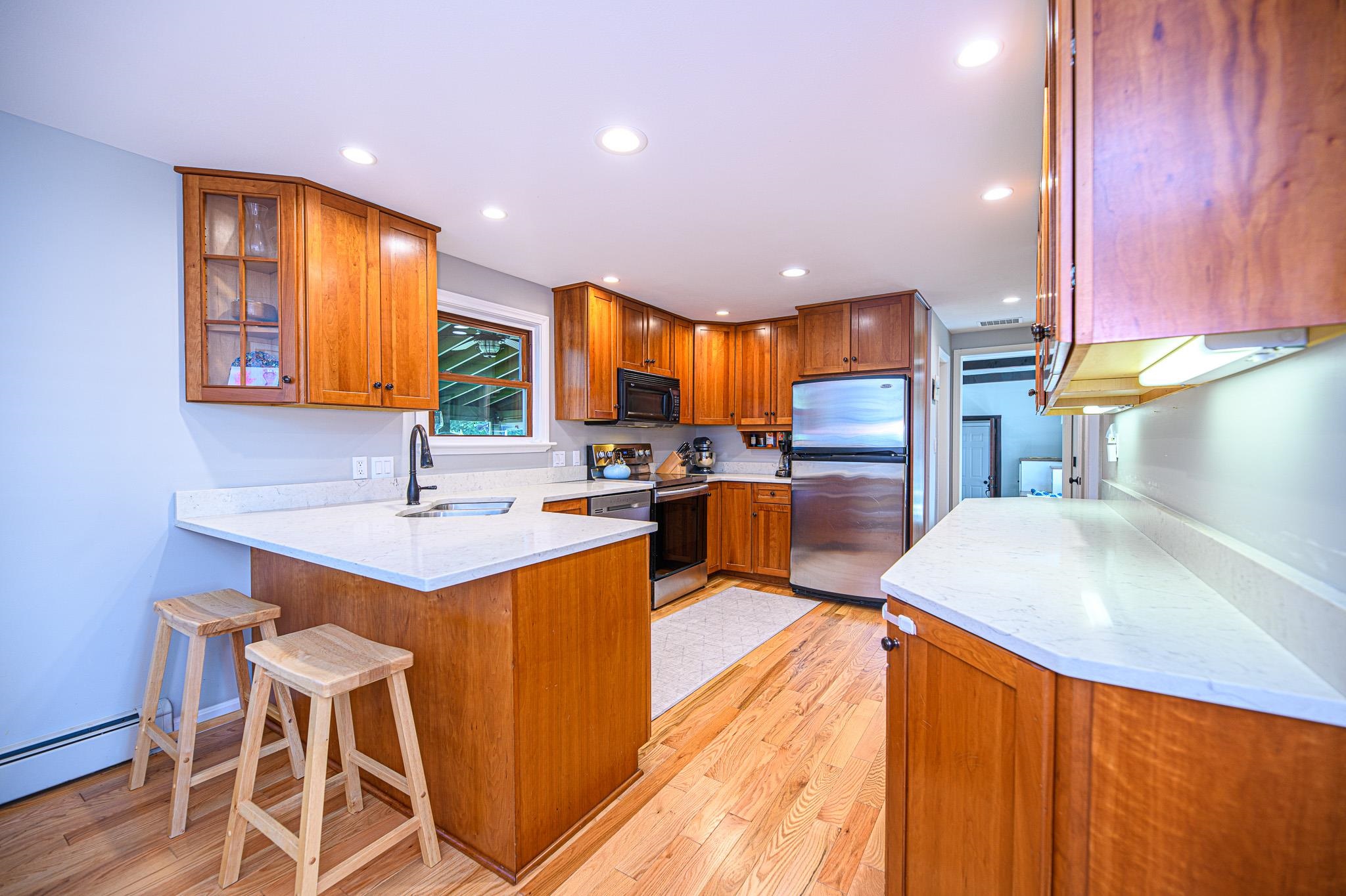 55 South Road North Hampton, NH 03862 - Photo 10 of 40