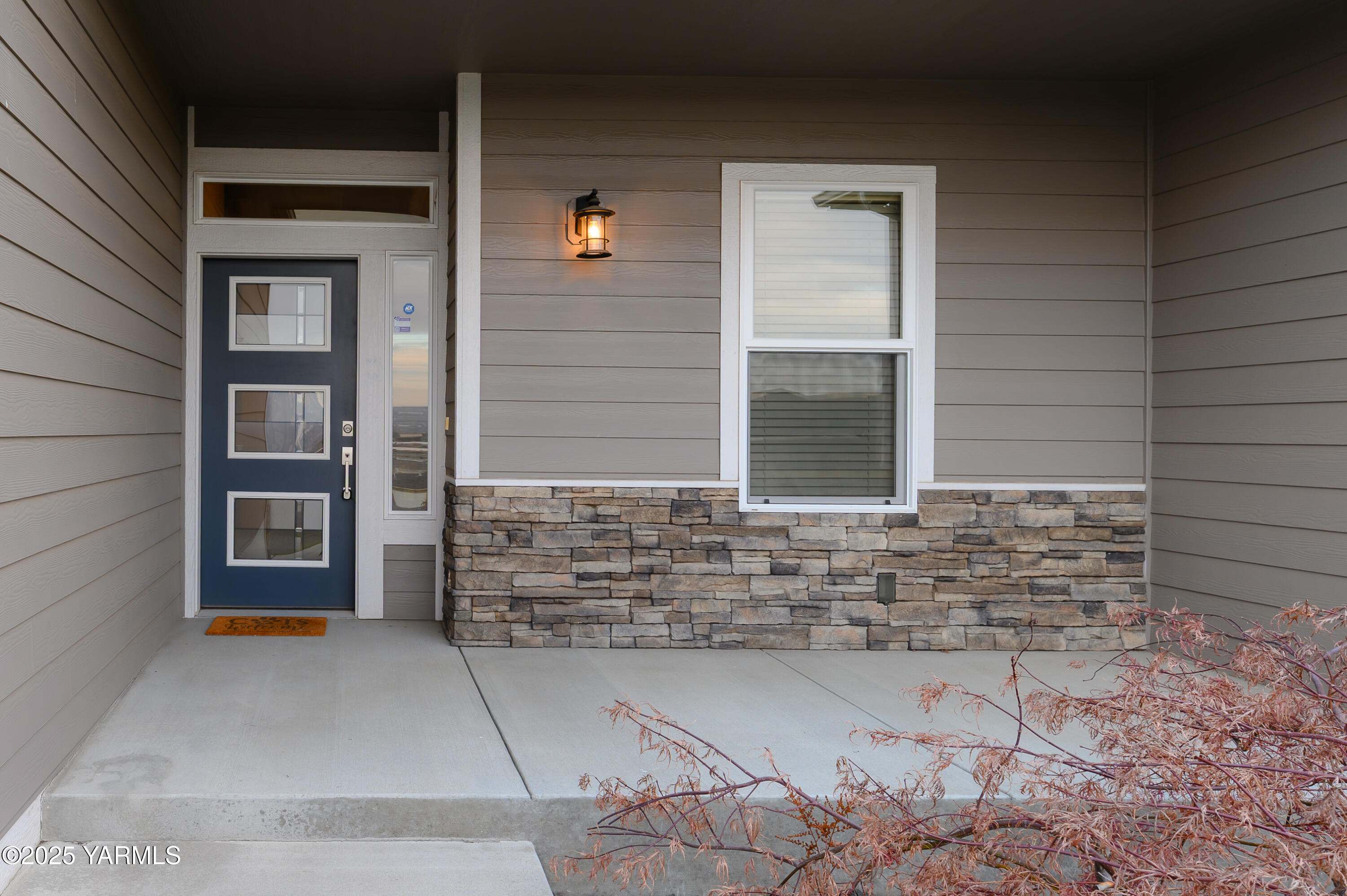 7310 Whitman Avenue Yakima, WA 98903 - Photo 5 of 31 Entry