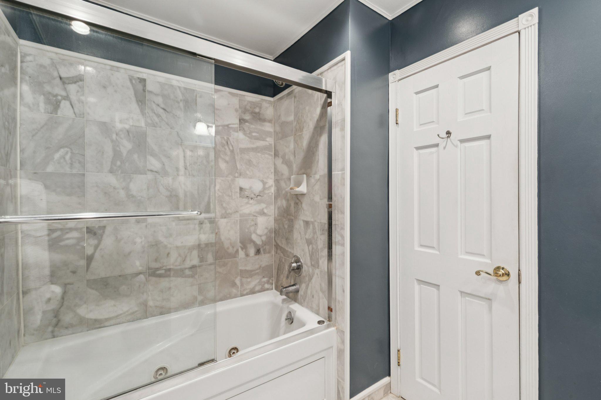 500 Pine Street Philadelphia, PA 19106 - Photo 18 of 34
