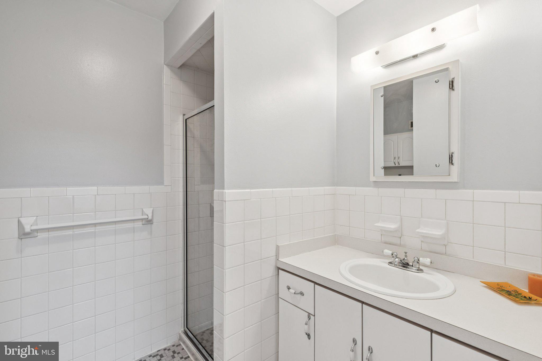 500 Pine Street Philadelphia, PA 19106 - Photo 25 of 34