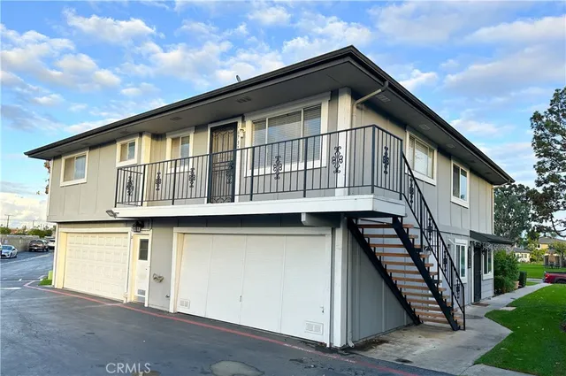 $499,000 | 16737 Arbor Circle, Huntington Beach, CA 92647