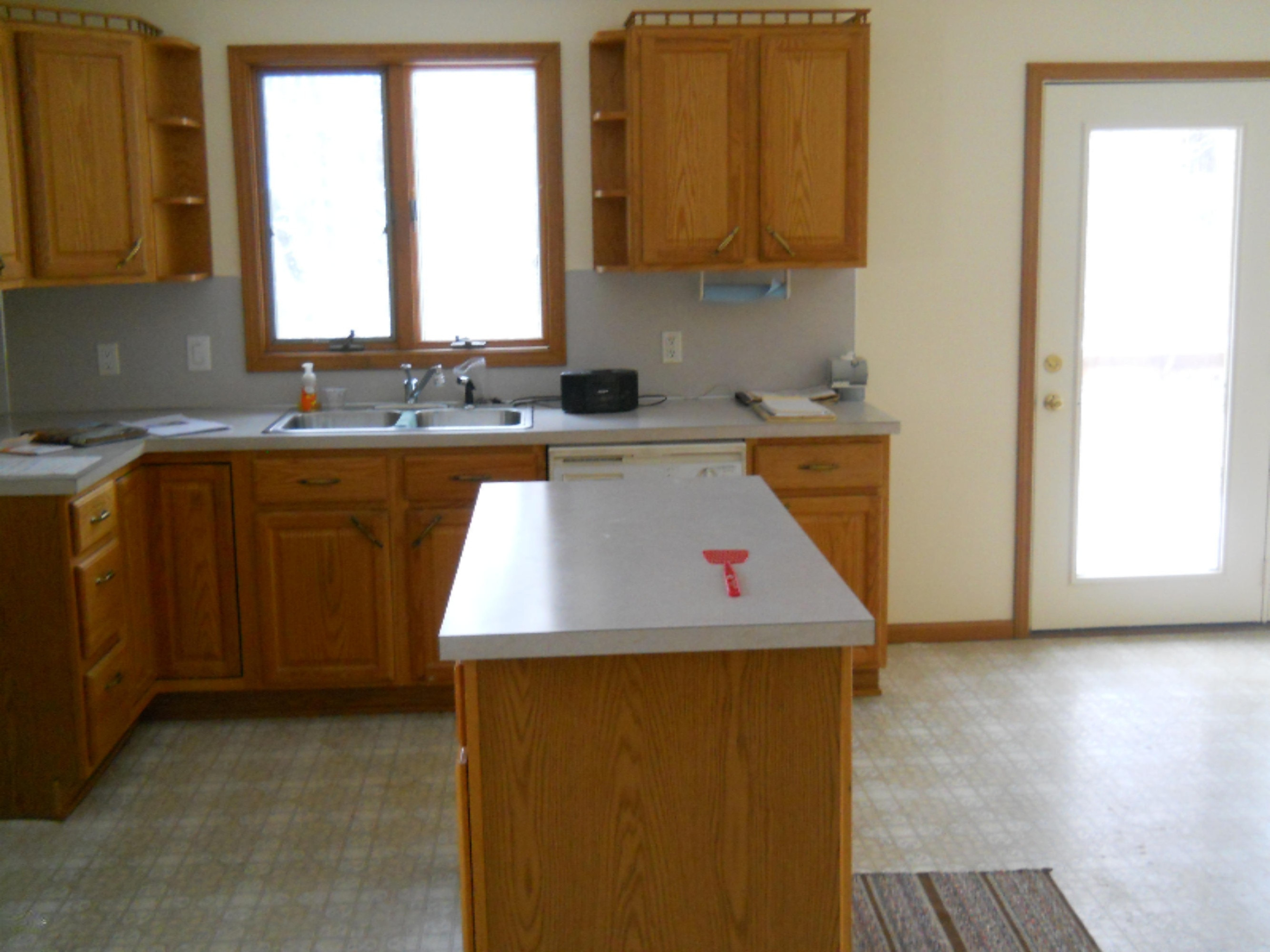 301 North Walker Road Muskegon, MI 49442 - Photo 8 of 12 Kitchen2
