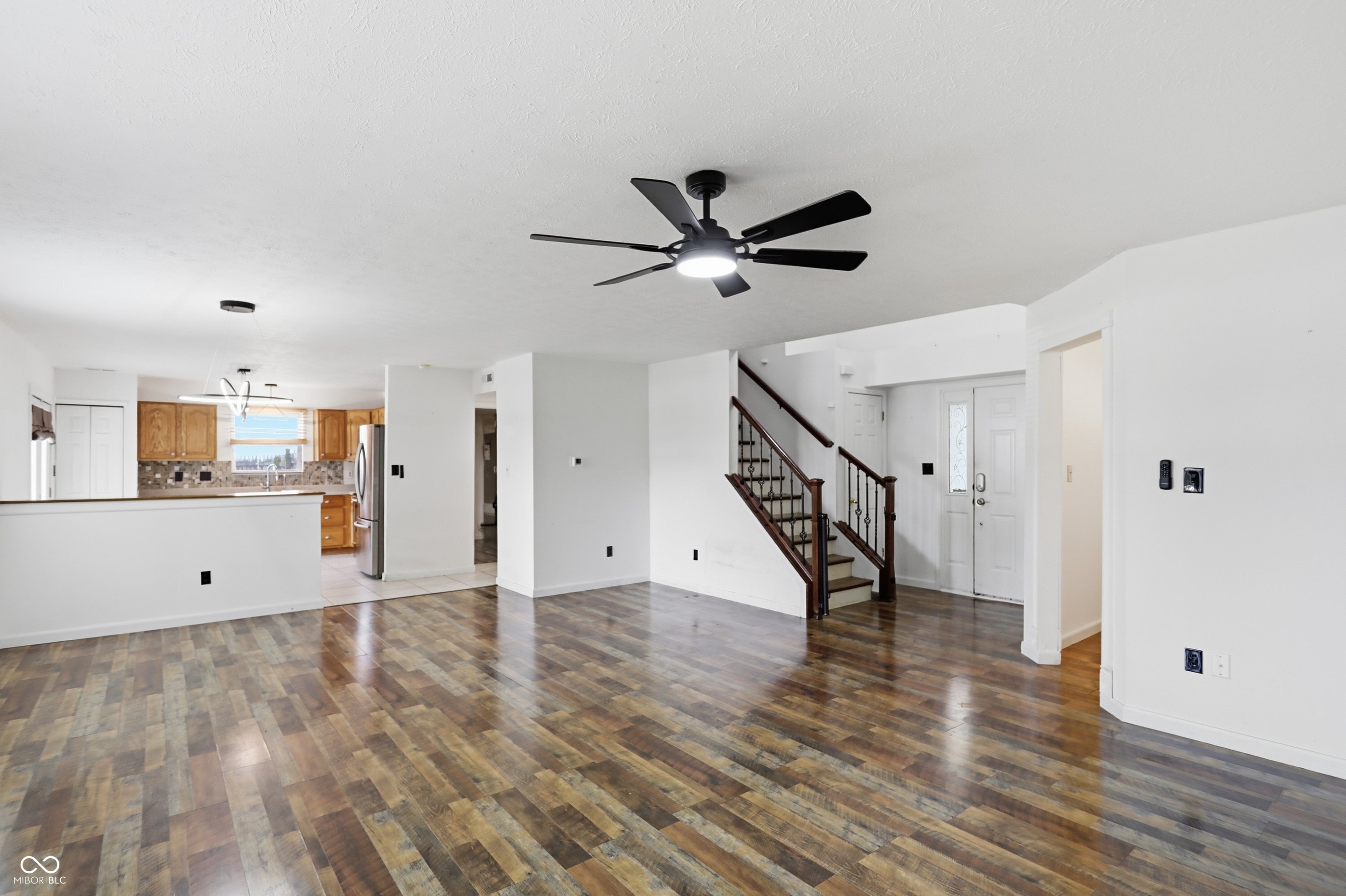 1124 Pebble Court Anderson, IN 46013 - Photo 7 of 32