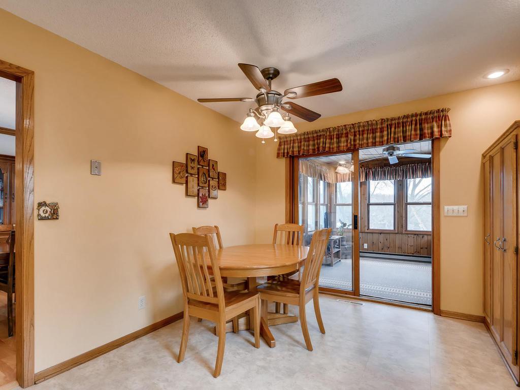 1367 Berry Ridge Road Eagan, MN 55123 - Photo 12 of 34 Gallery Image 12