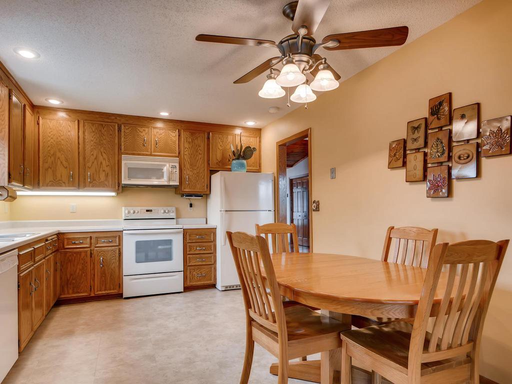 1367 Berry Ridge Road Eagan, MN 55123 - Photo 14 of 34 Gallery Image 14