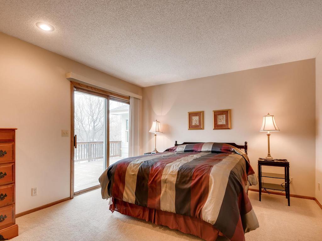 1367 Berry Ridge Road Eagan, MN 55123 - Photo 15 of 34 Gallery Image 15