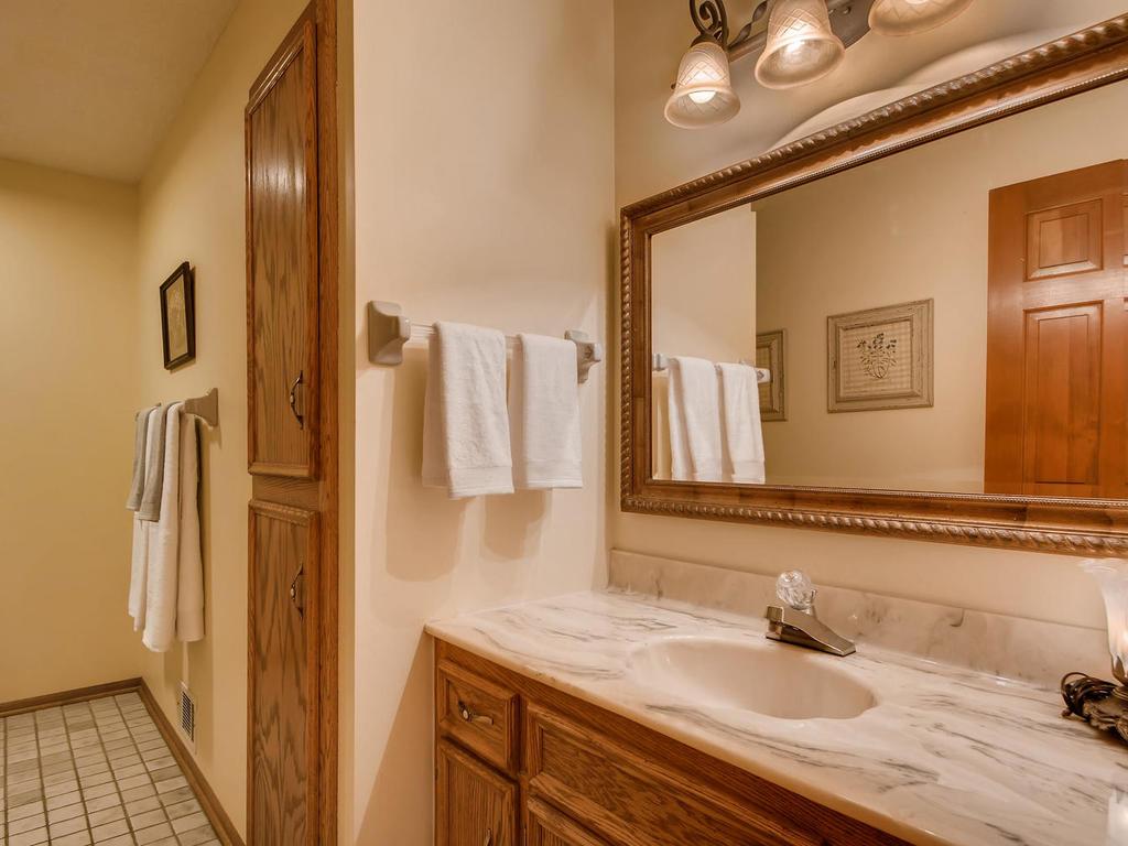 1367 Berry Ridge Road Eagan, MN 55123 - Photo 20 of 34 Gallery Image 20