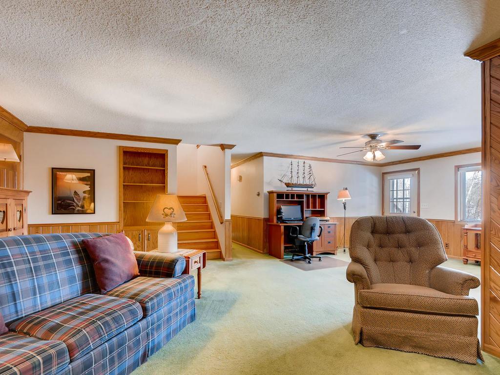 1367 Berry Ridge Road Eagan, MN 55123 - Photo 23 of 34 Gallery Image 23