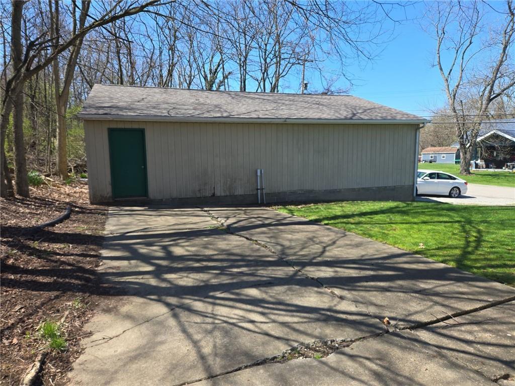 242 Stone Quarry Road Monaca, PA 15061 - Photo 27 of 41