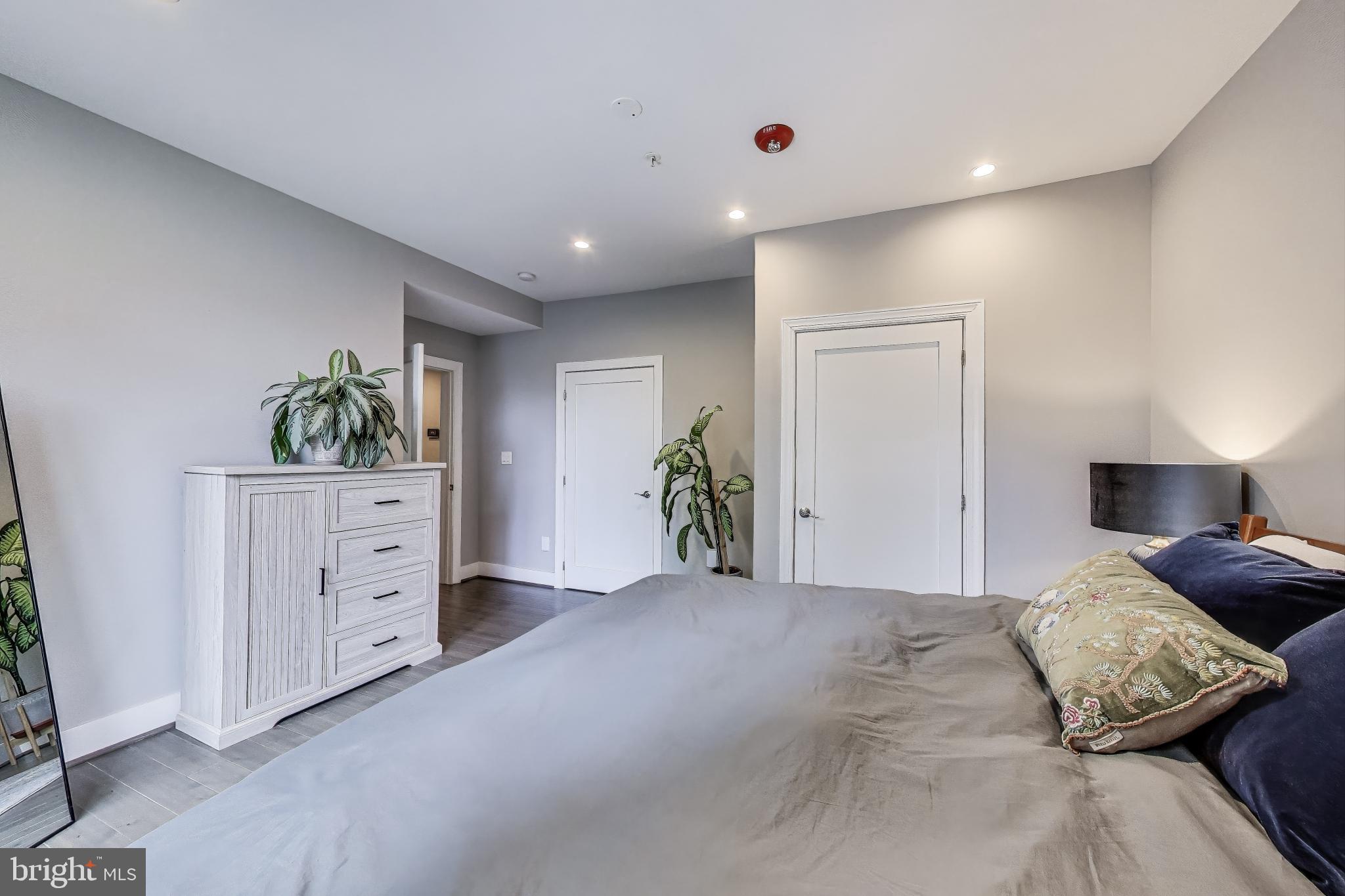 625 Park Road Northwest, Unit 206 Washington, DC 20010 - Photo 17 of 24