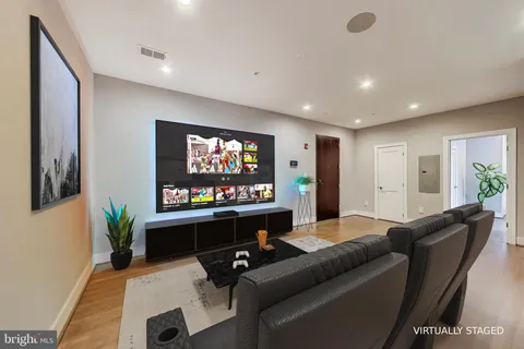 $519,000 | 625 Park Road Northwest, Unit 206, Washington, DC 20010