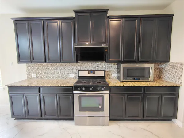 $2,730 | 10551 Paula Bluff Lane, Cypress, TX 77433