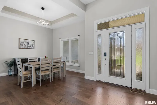 $1,080,000 | 10 The Elms Lane, Springfield, IL 62712