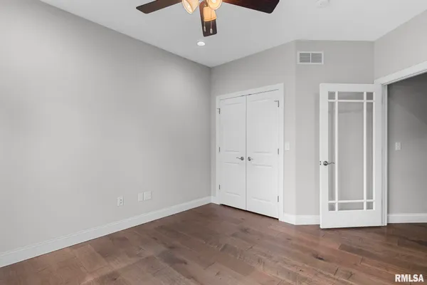 $1,080,000 | 10 The Elms Lane, Springfield, IL 62712