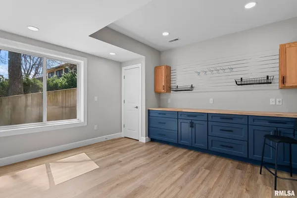 $1,080,000 | 10 The Elms Lane, Springfield, IL 62712