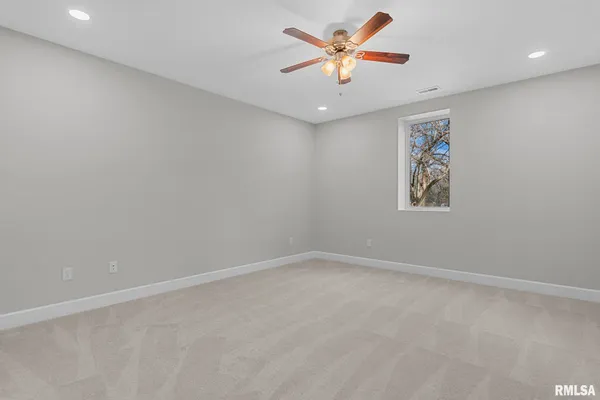 $1,080,000 | 10 The Elms Lane, Springfield, IL 62712