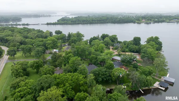 $1,080,000 | 10 The Elms Lane, Springfield, IL 62712