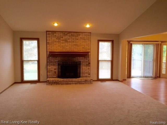 492 Buttercup Drive Rochester, MI 48307 - Photo 4 of 14 a2.jpg