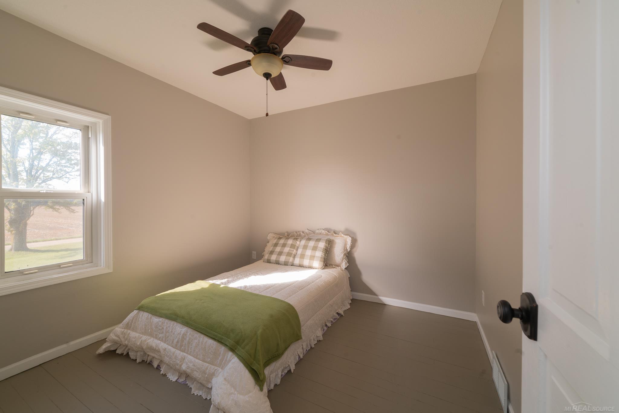 4013 Ruth Road Deckerville, MI 48427 - Photo 25 of 41 50091828-24.JPG