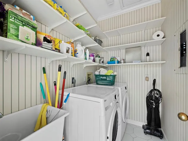 a view of a garden with pathway