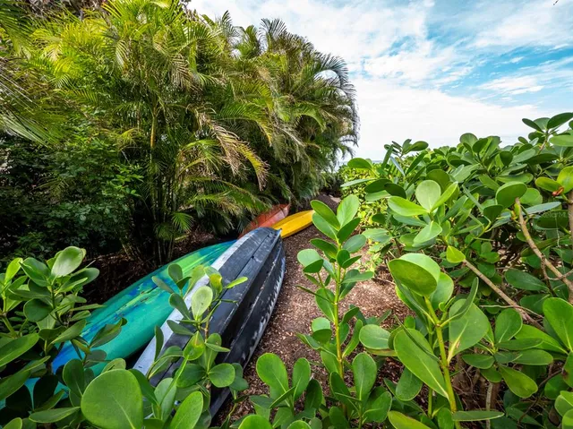 a view of sign board