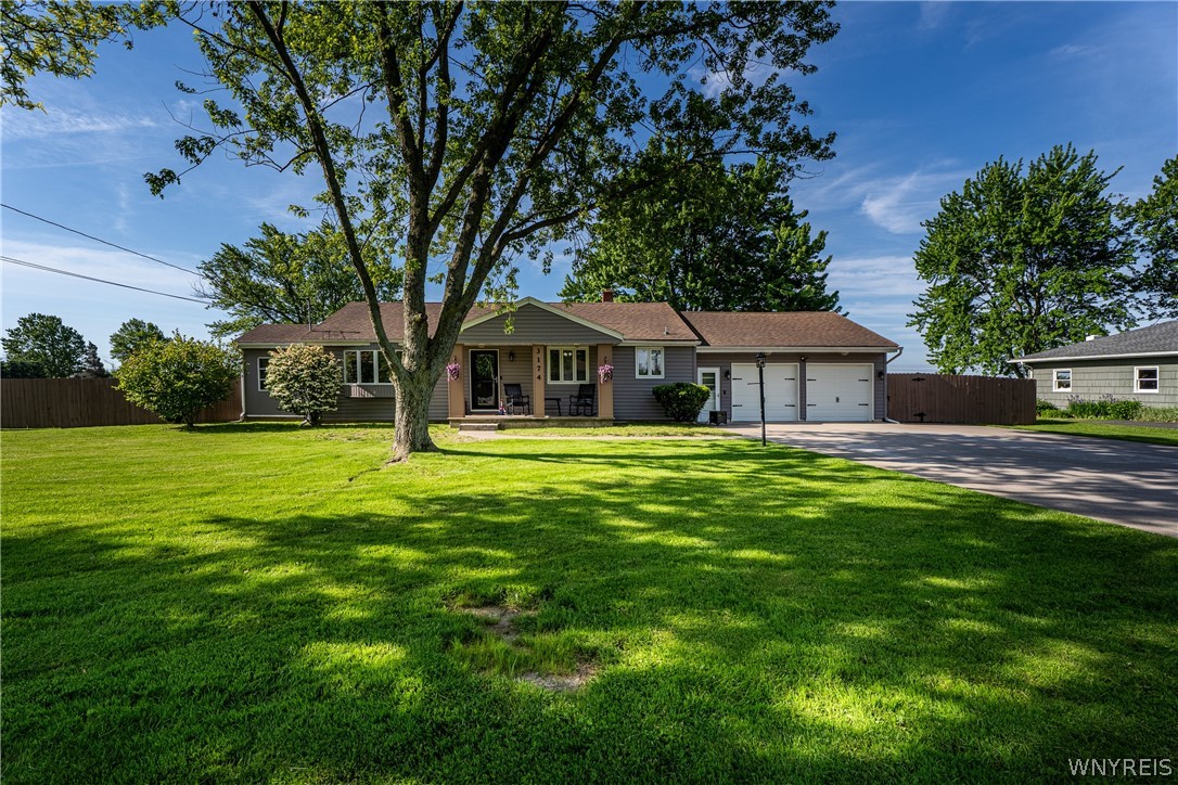 3174 Lockport Road Wheatfield, NY 14132 - Photo 1 of 41