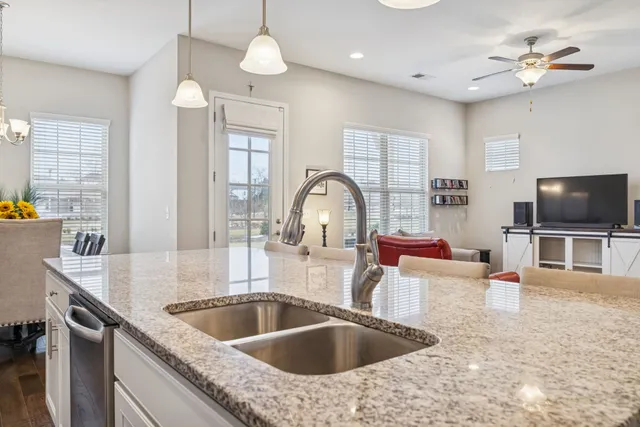 $760,000 | 2001 Inland Drive, Franklin, TN 37064