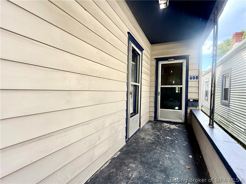 608 West Spring Street New Albany, IN 47150 - Photo 4 of 20