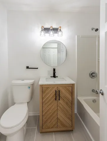 $289,900 | 80 Damon Road, Unit 5104, Northampton, MA 01060