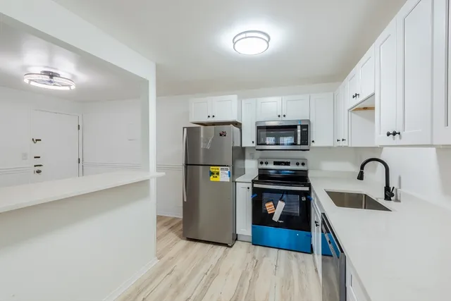 $289,900 | 80 Damon Road, Unit 5104, Northampton, MA 01060