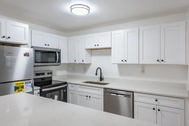 $289,900 | 80 Damon Road, Unit 5104, Northampton, MA 01060