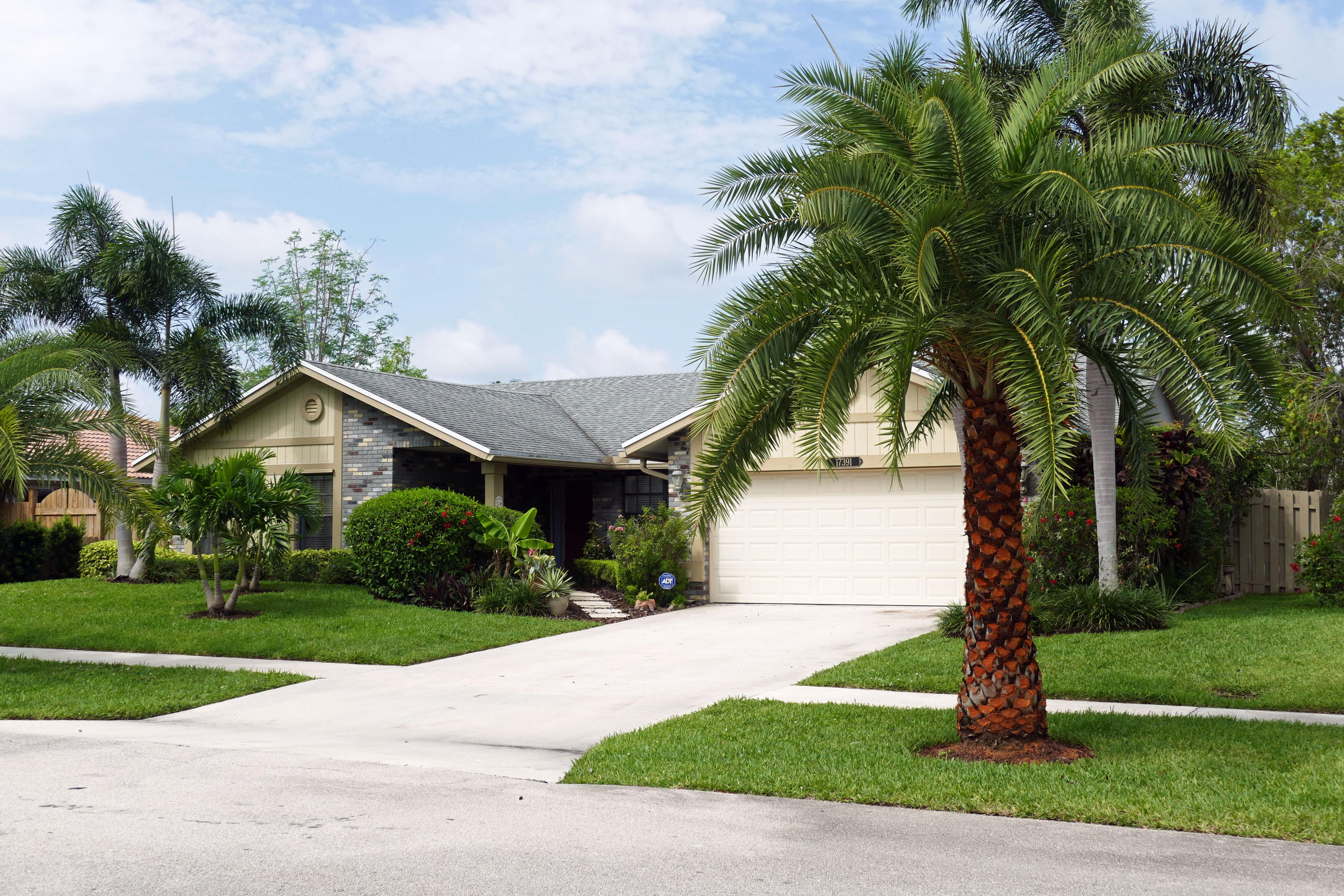 17391 Springtree Lane Boca Raton, FL 33487 - Photo 2 of 39 Exterior Front