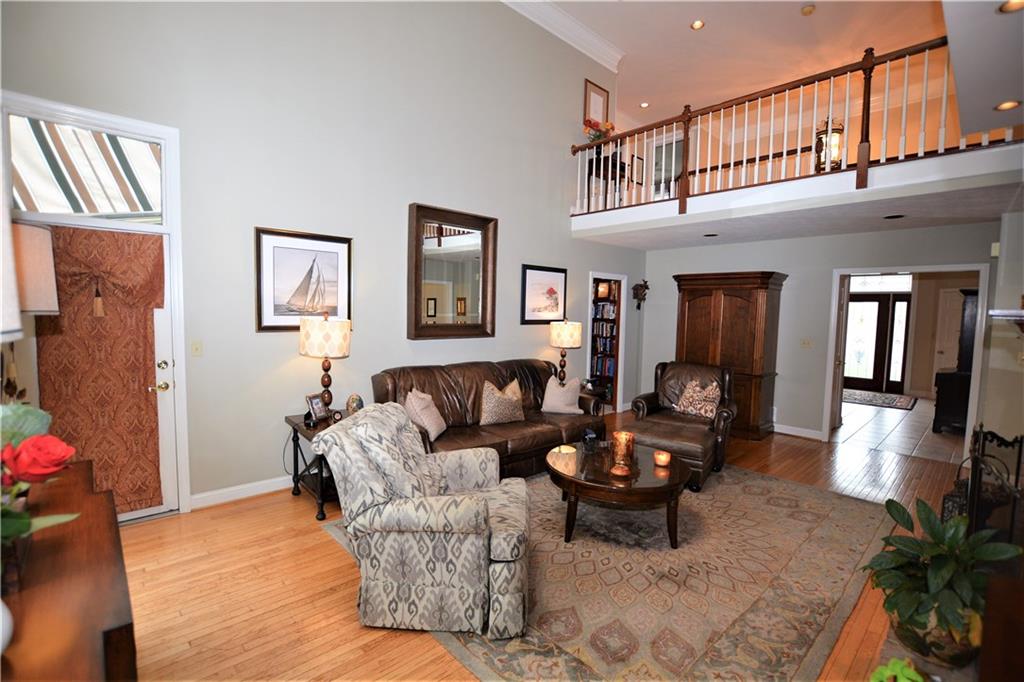 10319 Ridgecrest Point Wexford, PA 15090 - Photo 9 of 24 Family Room