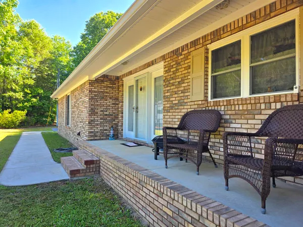 $365,000 | 335 West Sheppard Street, Stapleton, GA 30823