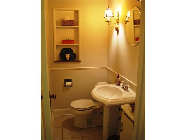 2366 Bexley Park Road Bexley, OH 43209 - Photo 17 of 25