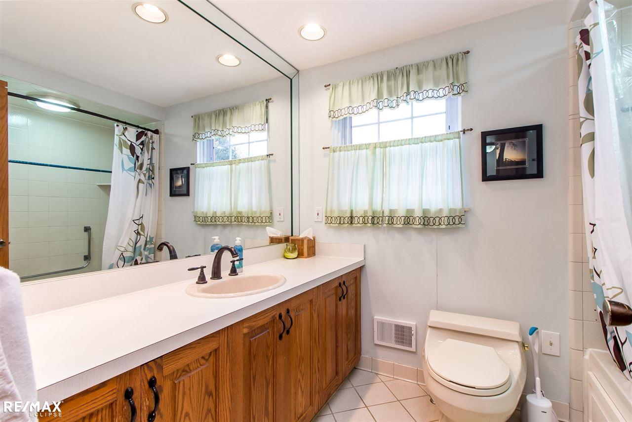 32330 Woody Road Fraser, MI 48026 - Photo 16 of 22 31344223-15.JPG